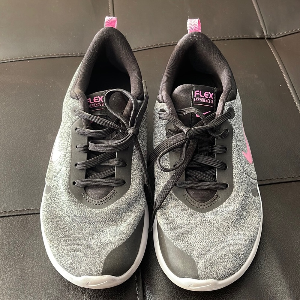 Womens Nike Tennis Shoes